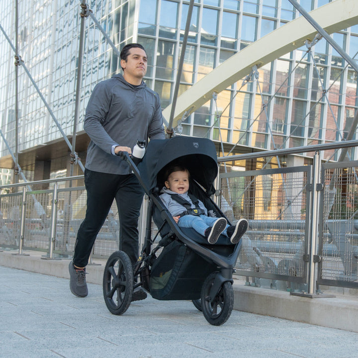 BOB Wayfinder Jogging Stroller