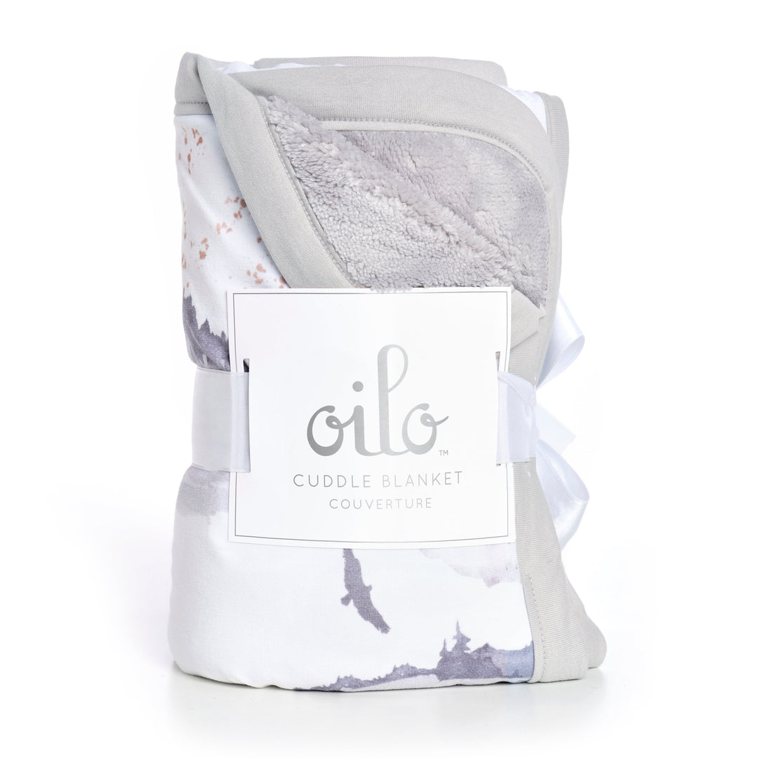 Oilo Misty Mountain Cuddle Blanket