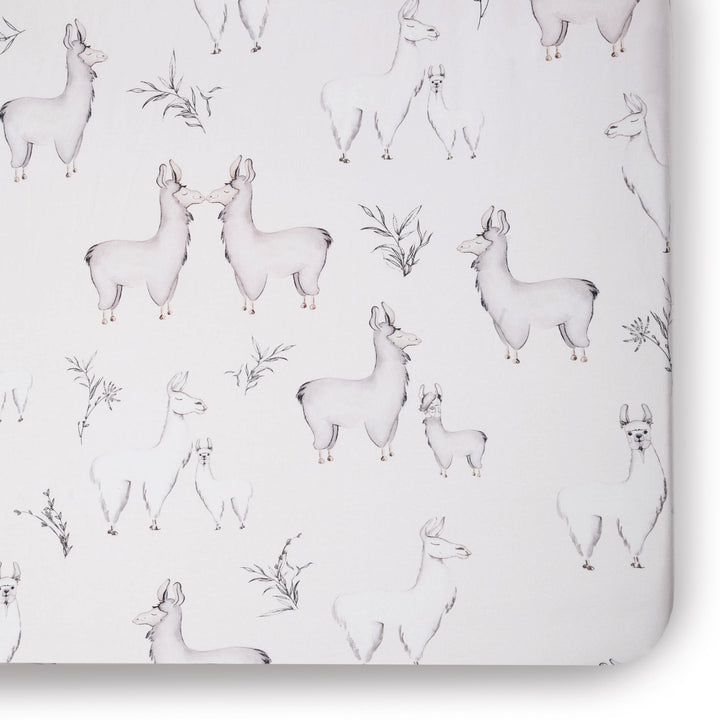 Oilo Llama Crib Sheet