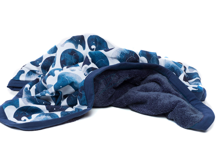 Oilo Elefant Cuddle Blanket + Indigo Moon Pillow