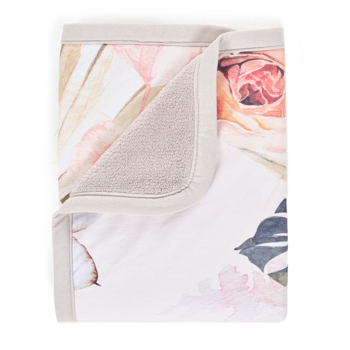 Oilo Vintage Bloom Floral Cuddle Blanket