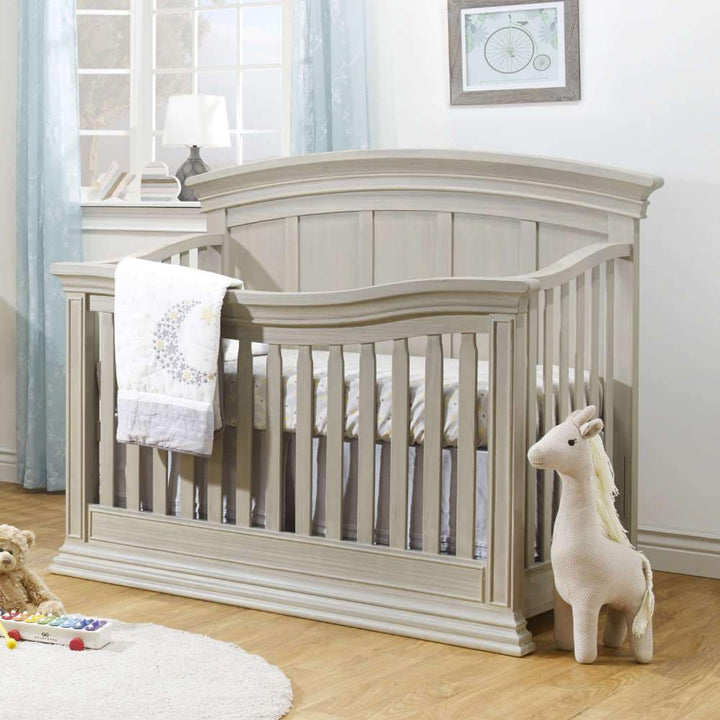 Sorelle Verona 4-in-1 Panel Crib